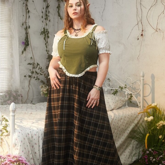 NWT Fairycore Contrast Lace Knot Front Cami Top XS - Picture 8 of 8